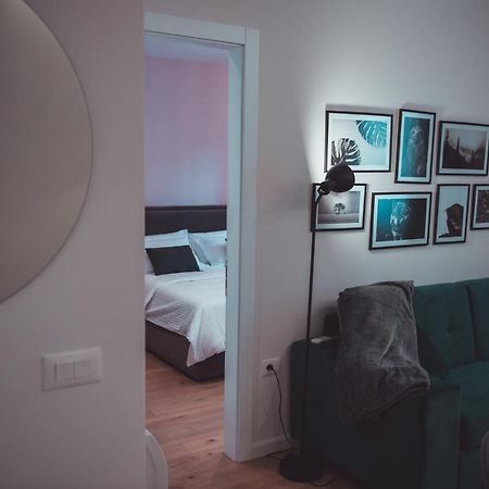 Tam Skanderbeg Square City Center Apartment No2 Tirana Kültér fotó