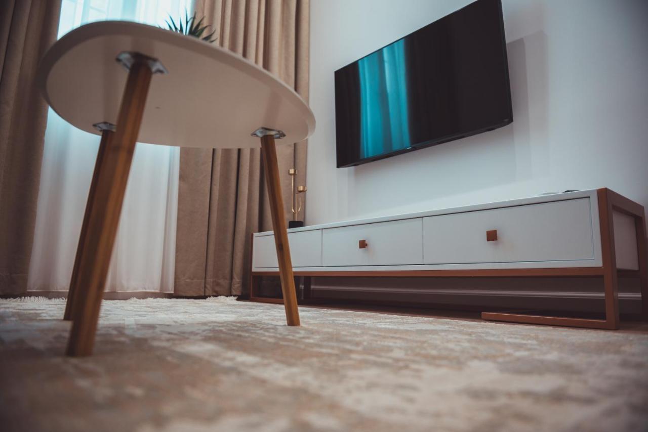 Tam Skanderbeg Square City Center Apartment No2 Tirana Kültér fotó